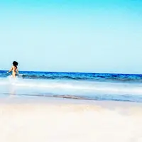 Sun is Shining (Lovelee Dae)